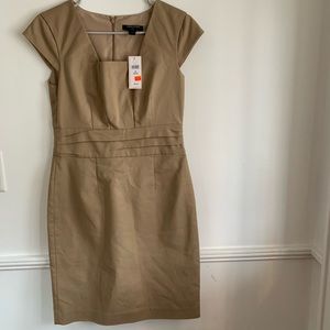 NWT Banana Republic dress 4P
